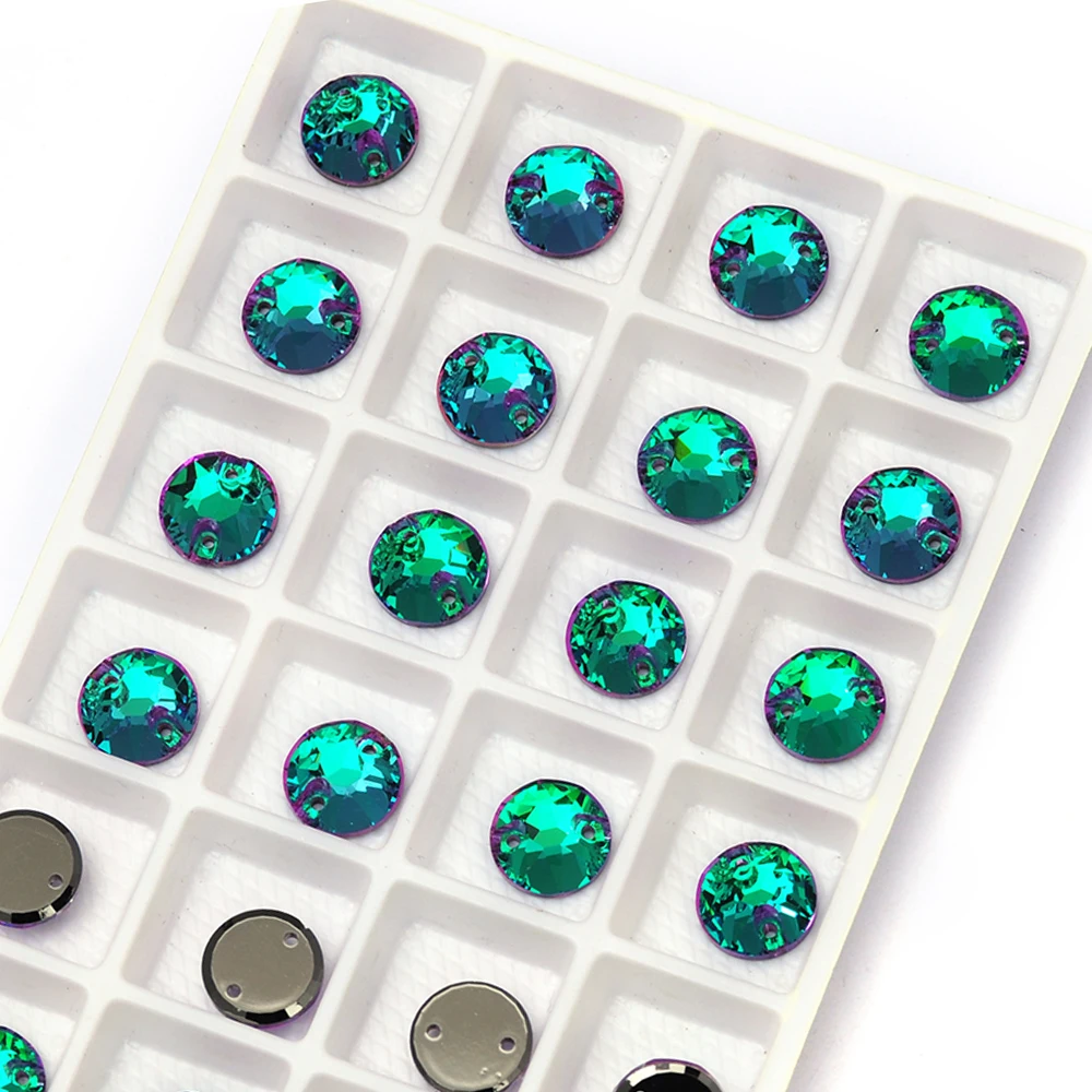 PUBRILEX Emerald Vitrail K9 Glas Aufnähbare Strasssteine Flache Rückseite Grüne Kristallsteine zum Aufnähen für Taschen, Kleidungsstücke, Kleider – Detail 3