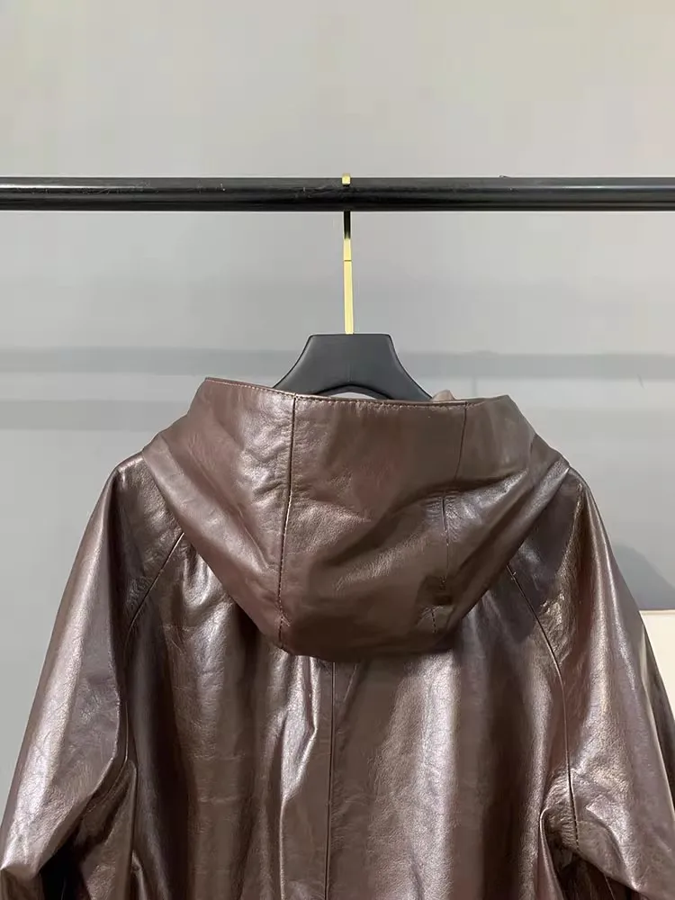 Giacca da donna in pelle di vacchetta cerata olio di alta qualità Autunno nuovo cappotto corto con cappuccio Cerniera Cappotto da donna retrò Giacche casual in vera pelle