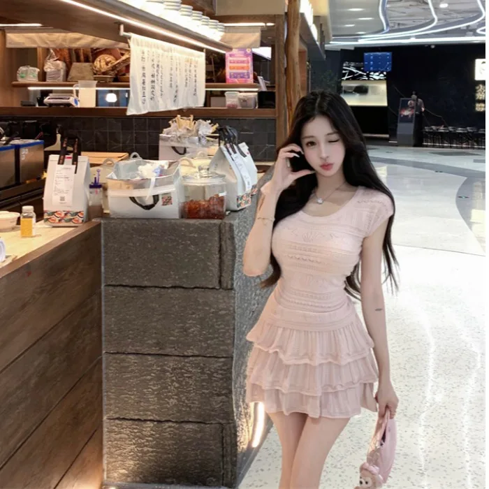 

Корейский Sle Faionable, с застежкой на талии, ажурная юбка-тортик, жилет, вязаный комплект, мягкий розовый Ele HyunA Wind Student orm