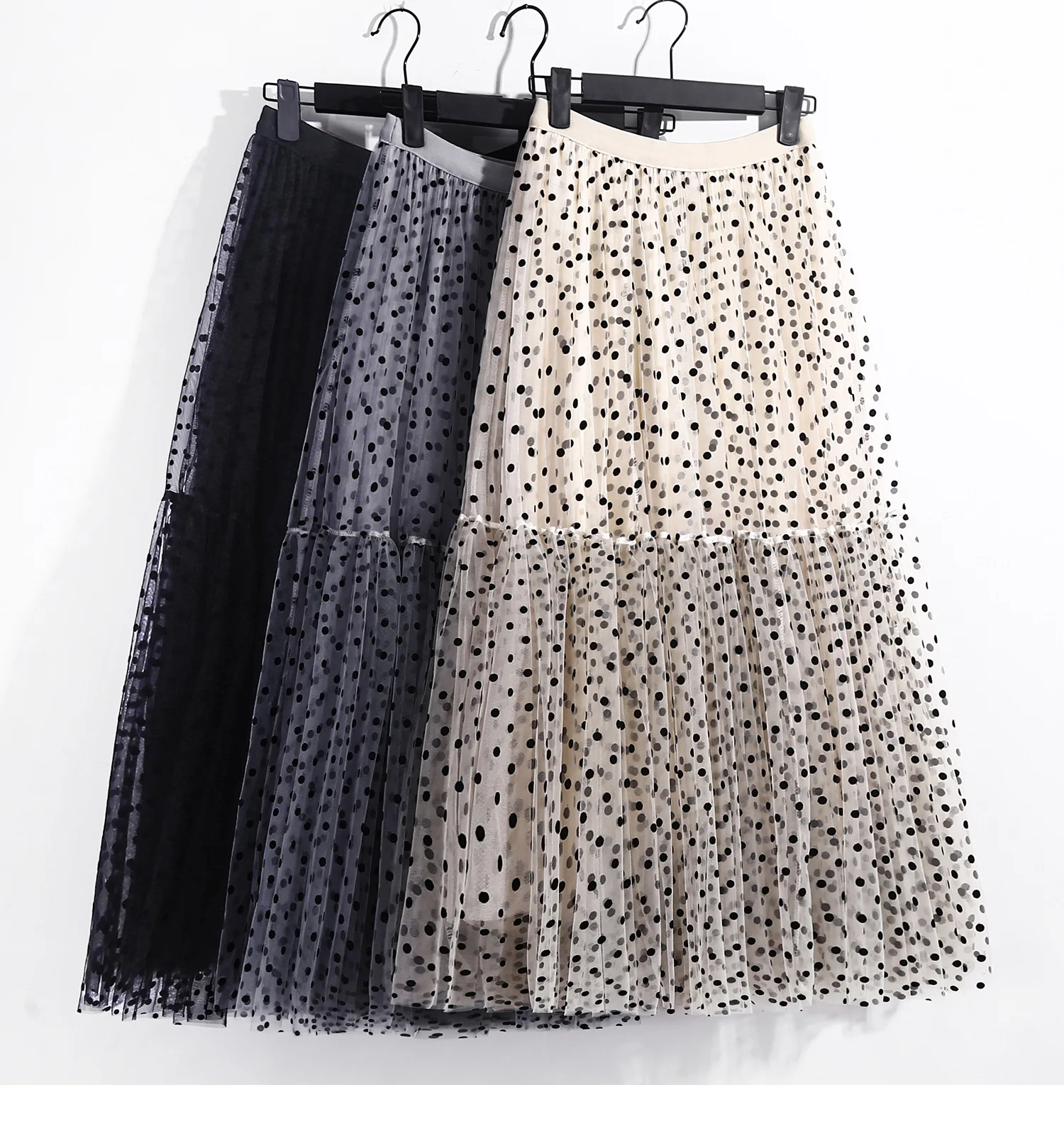 

2022 Summer New Fashion Polka Dot Mesh Skirt Fluffy Skirt Female Big Swing Fairy Cake A-line Elegant Long Skirt