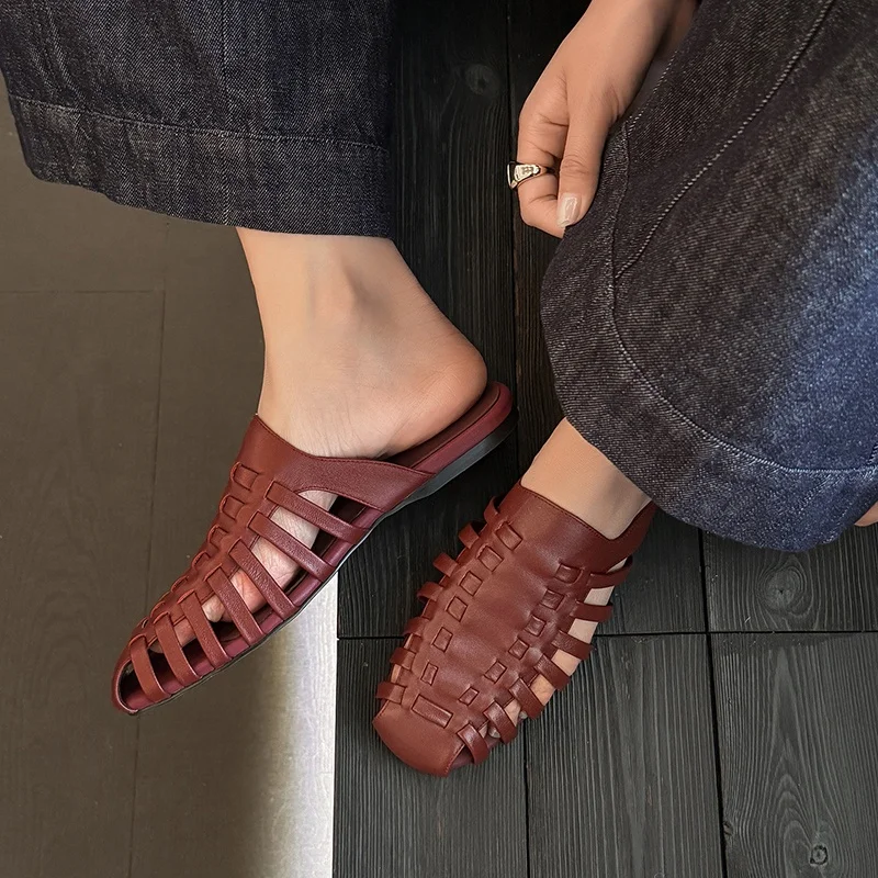 2026 New Retro Hand Woven Peep Toe Outdoor Low Heels Mueller Slippers Summer Breathable Versatile Genuine Leather Women's Shoes