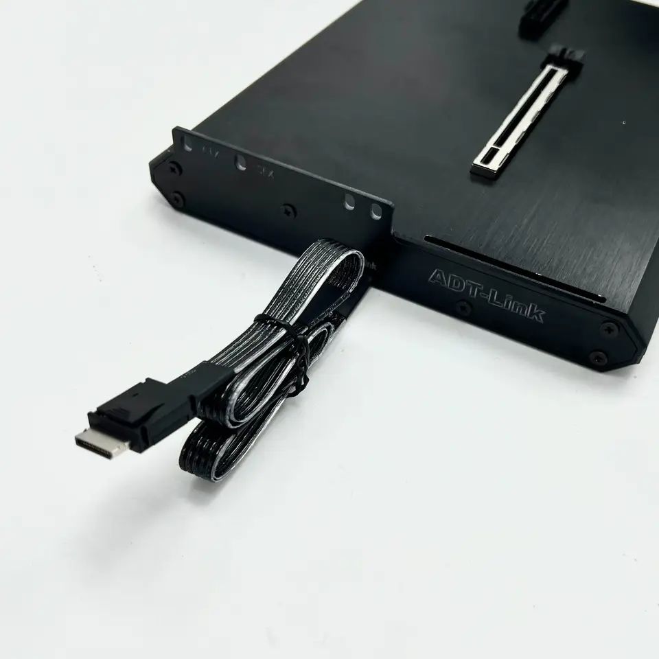 OCuLink EGPU Dock PCIe 5.0 X4 128Gbps for RTX 5090