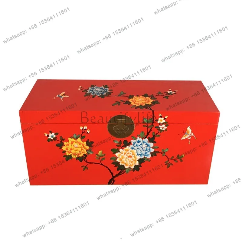 

Retro antique Chinese camphor wood solid wood suitcase storage painting cabinet
