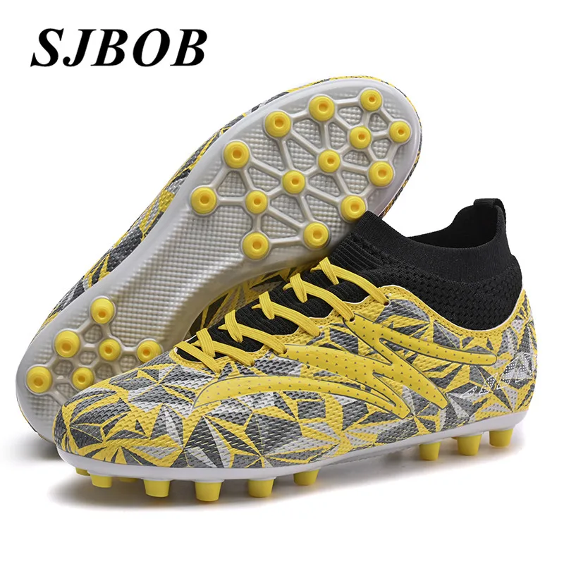 

Camouflage Child Soccer Shoes High Top TF/FG Futsal Soccer Shoes Boy Light Anti-Slip Training Football Boots For Youth Sneakers