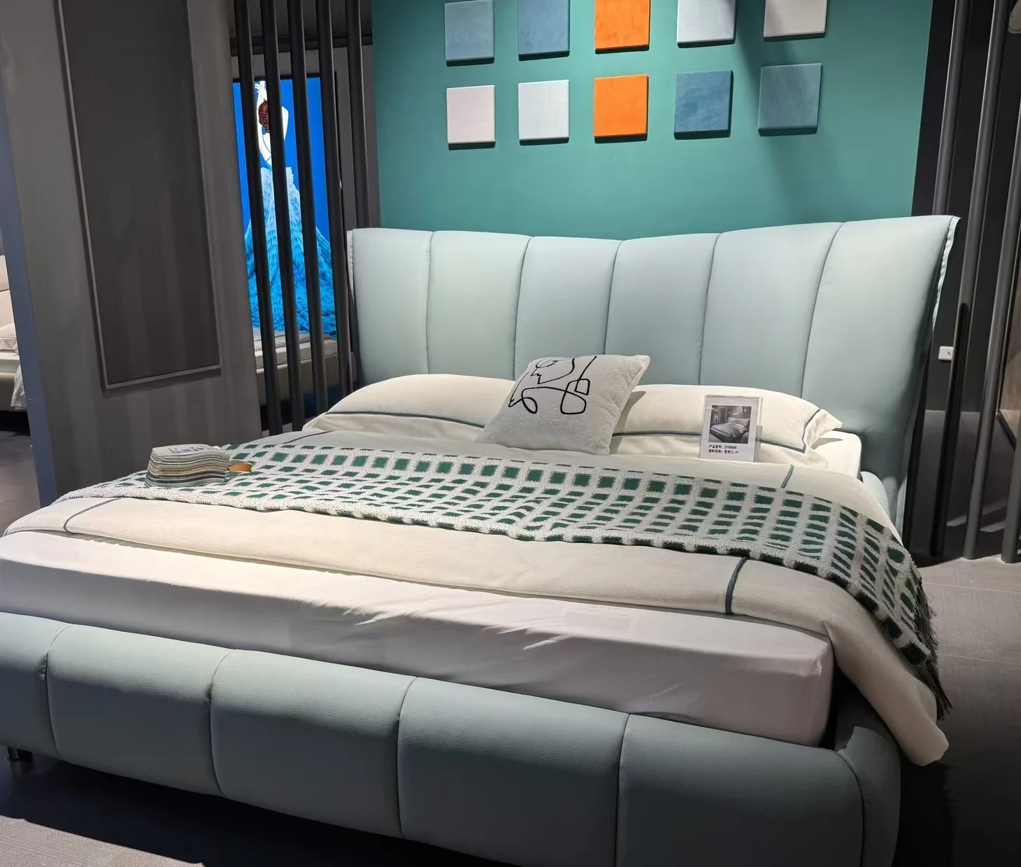 

%@Factory Wholesale Hotel Modern Luxury Simple King Size High Quality Bed Home Master Fabric Up-holstered Bedroom Furniture Bed