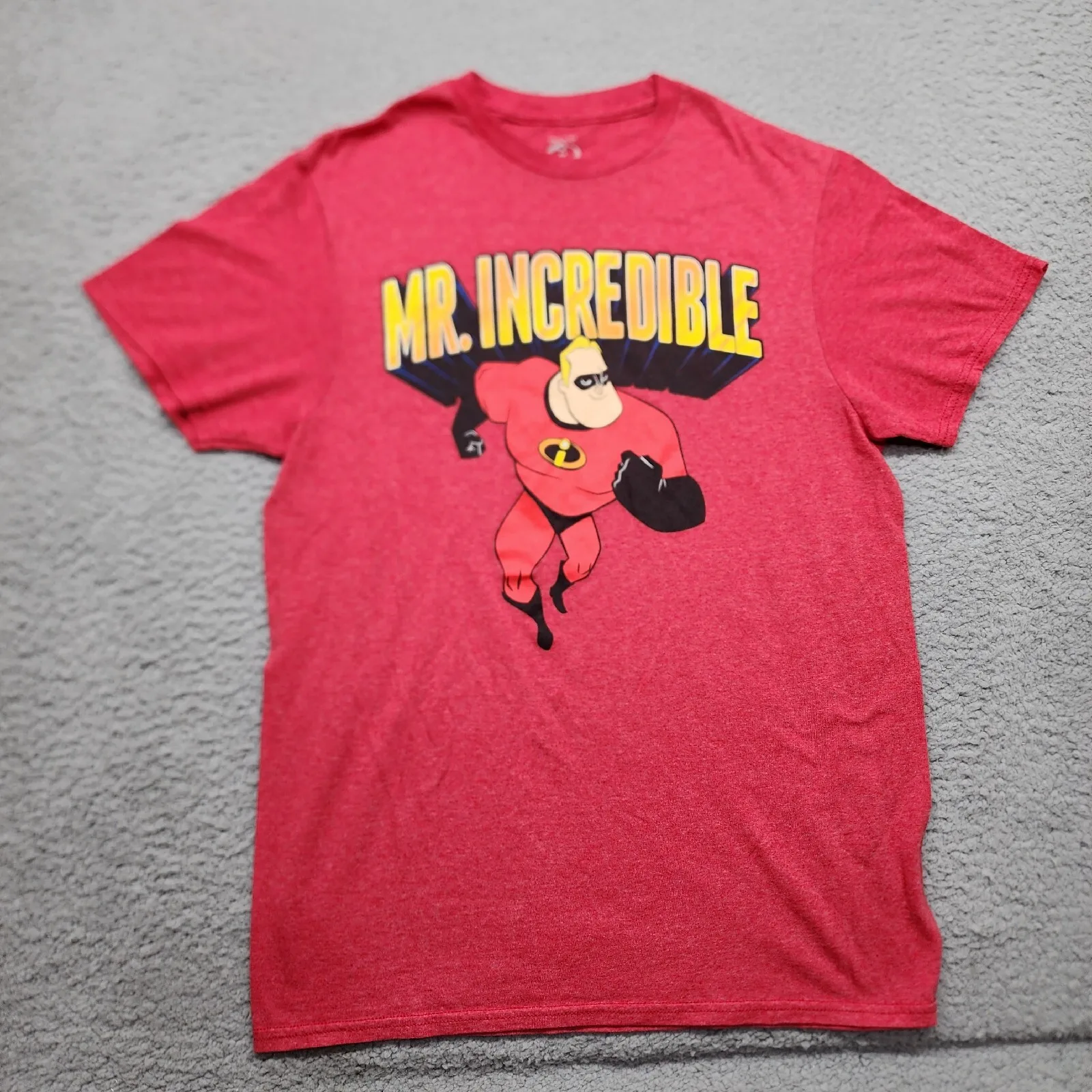 

Mr Incredible Shirt Adult Small Red Short Sleeve Incredibles