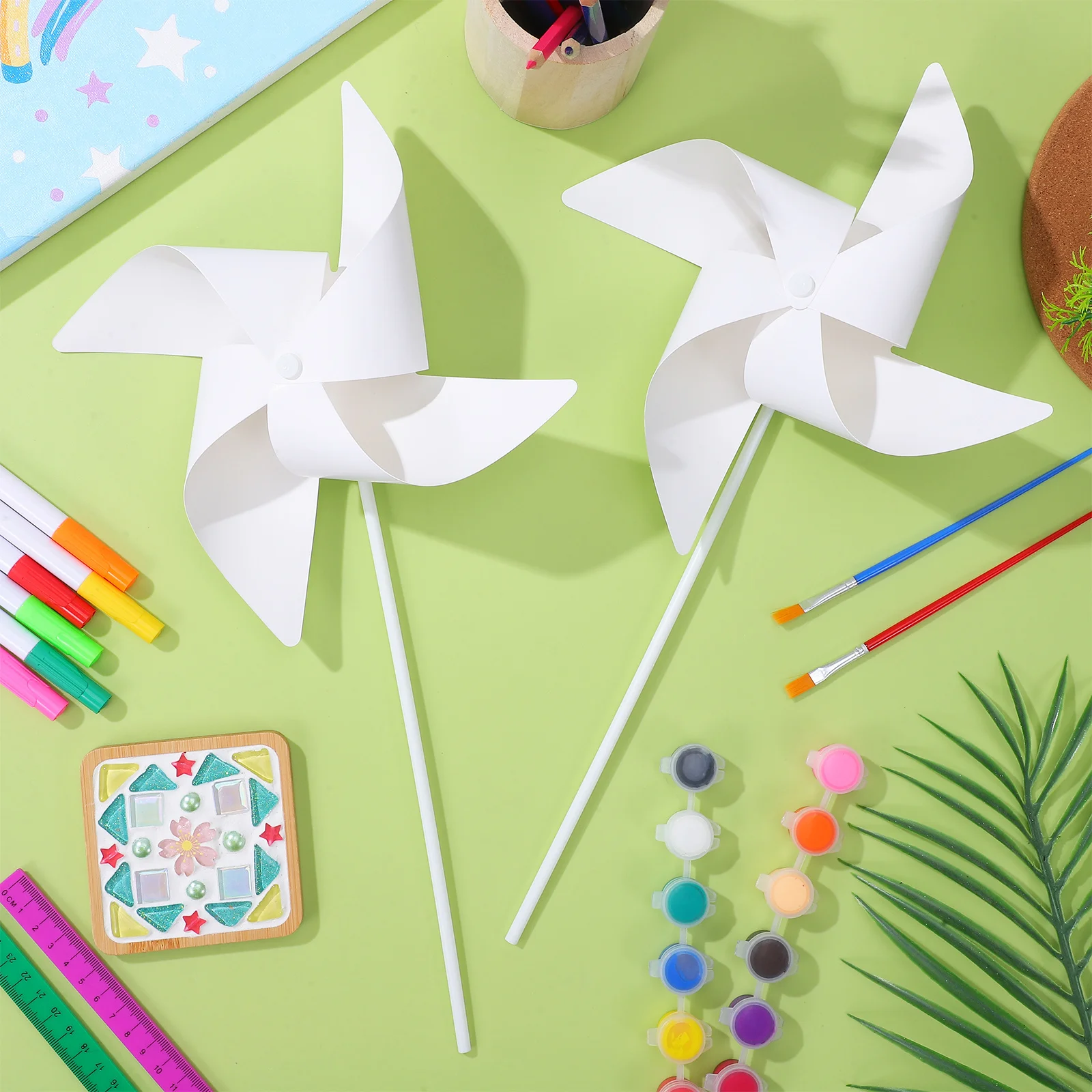 

12Pcs Coloring Paper Windmills DIY Blank Painting Pinwheels Educational Creative Playthings for Kids Development Activities