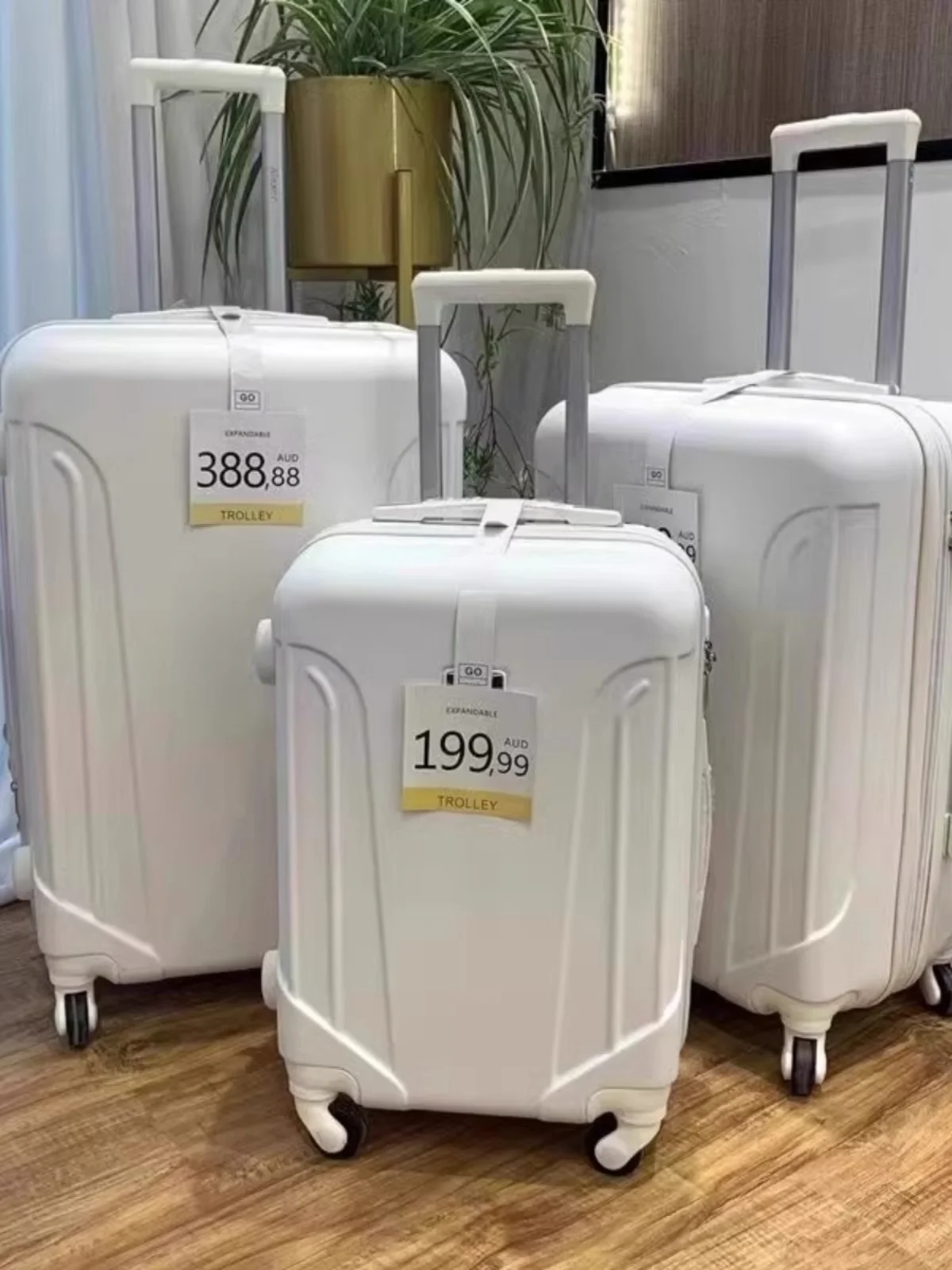 ultra-light-20-inch-carry-on-suitcase-durable-travel-bag-with-combination-lock-and-all-terrain-wheels-fashionable-abs-pc-unisex