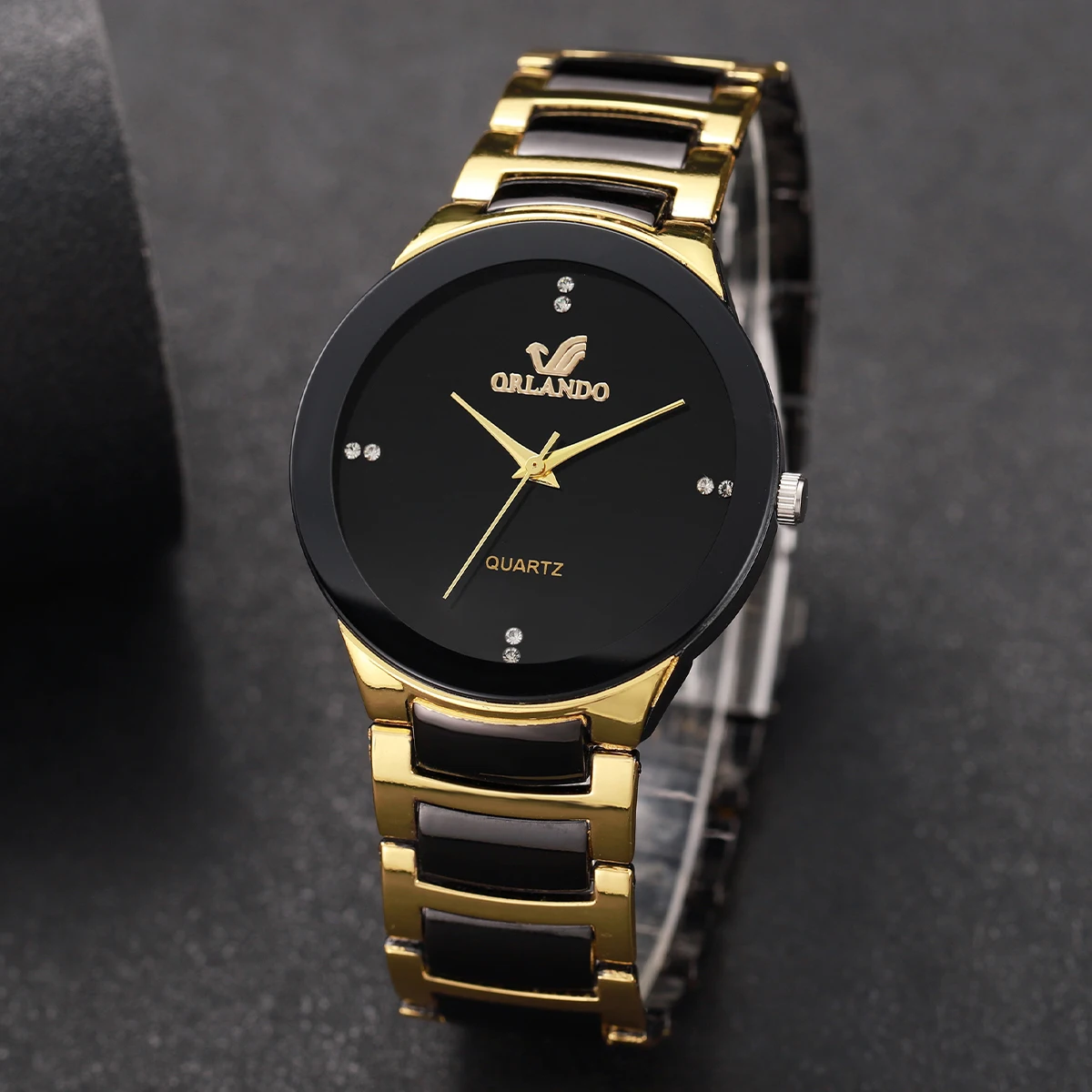 Luxury Men Black Gold Quartz Watch Two‑Tone Metal Bracelet Band Rhinestone Dial Business Casual Male Analog Wrist Watch