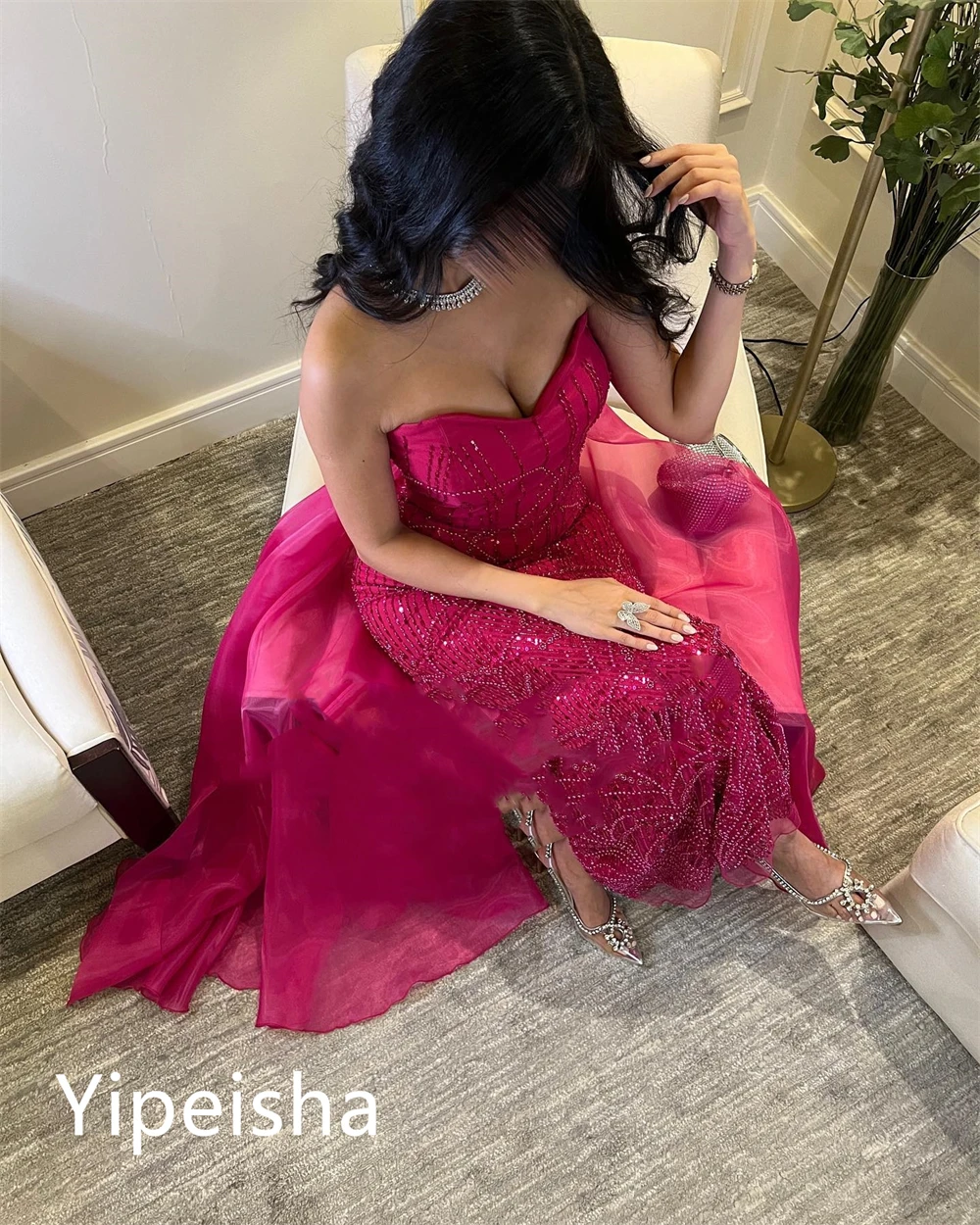 ปรับแต่งคุณภาพสูงหรูหรา 	 Strapless Sheath Quinceanera Party ดอกไม้เลื่อมพับซาติน es