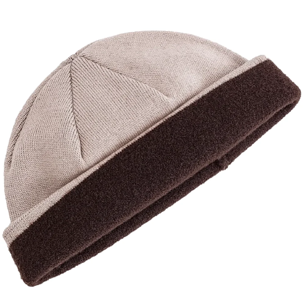 جديد للجنسين أزياء الشتاء قبعة عارضة بيني القبعات للرجل المرأة في الهواء الطلق K حرف K محبوك قبعة