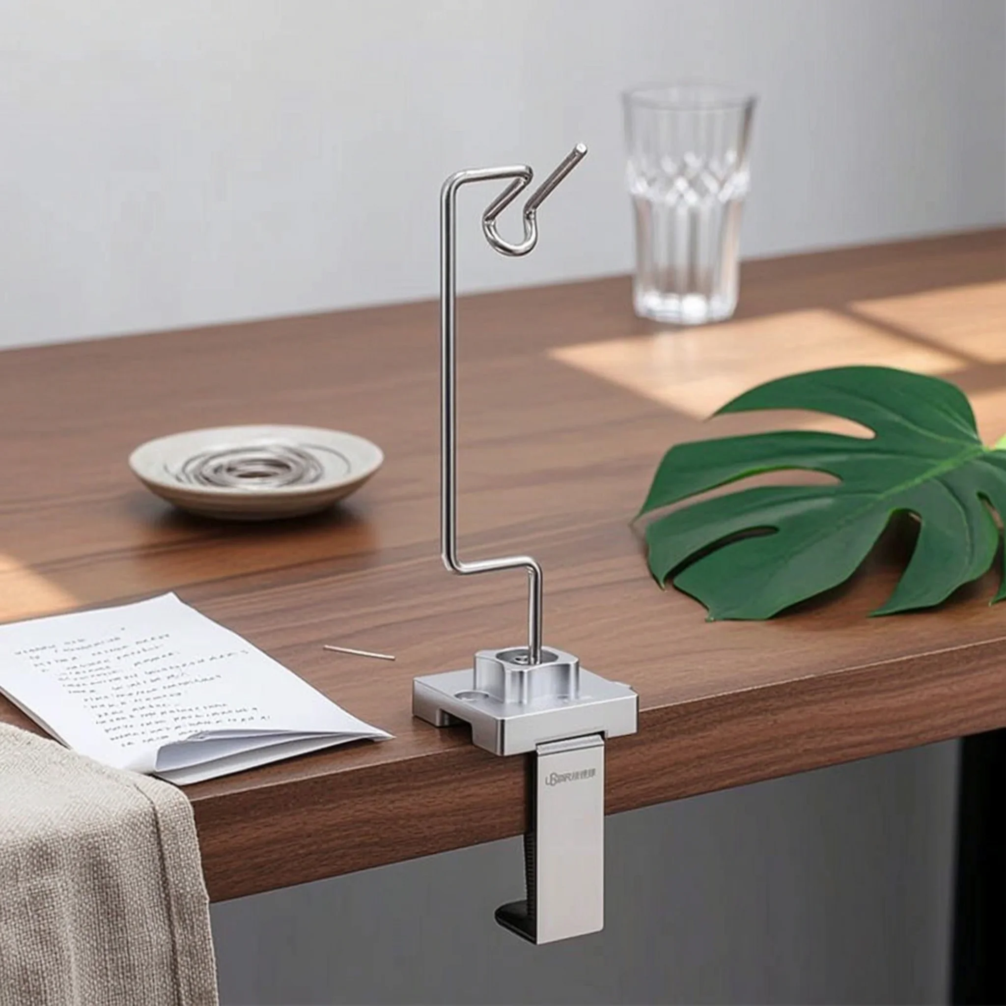 Airbrush Holder Adjustable Airbrush Holder with Clamp Metal Space-Saving for Model Builders, Desktop, Workstation