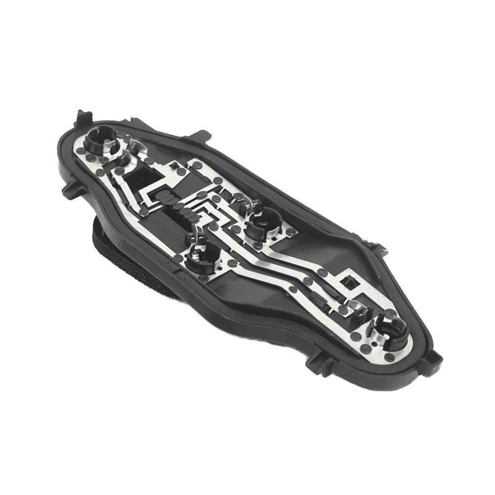 

Задняя правая печатная плата Печатная плата заднего заднего фонаря, как показано на рисунке двери сарая, совместимая с разъемами OE, прямая замена