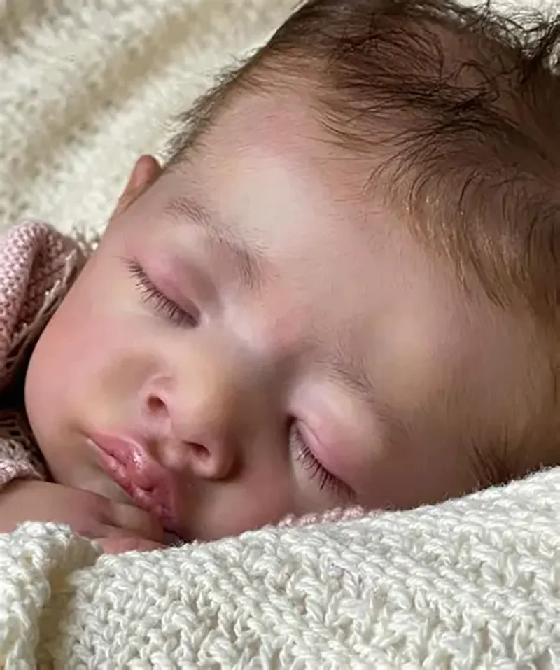 Mika Reborn Doll Kit Nieuwe Collectie 20Inch Onvoltooide Ongeverfd Lege DIY Pop Onderdelen Met Doek Lichaam Collectible Art Doll