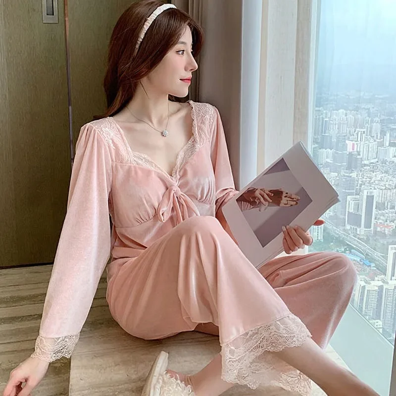 2024 New Pajama Women's Winter Autumn Golden Velvet Long Sleeve Loungewear Set Light Luxury Temperament Square Neck Homewear