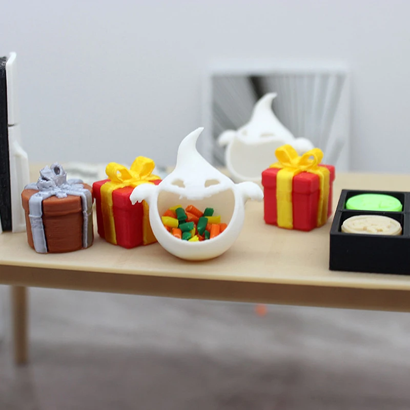 

2Pcs Miniature Dollhouse Scene Furniture Decoration Small Ornaments Halloween Themed Mini Decor for Dollhouses