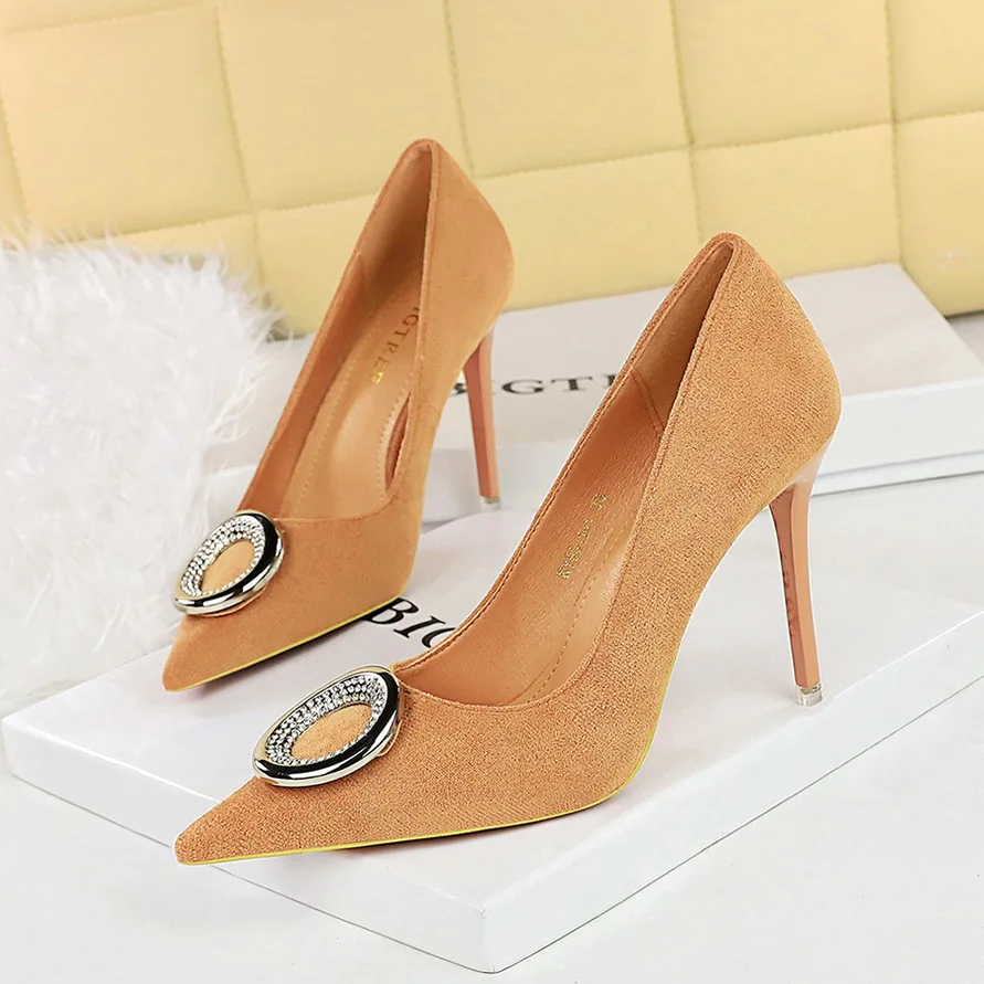

Женская обувь для вечеринок, модные замшевые туфли на очень высоком каблуке с острым носком, женские одинарные туфли с металлической пряжкой и стразами