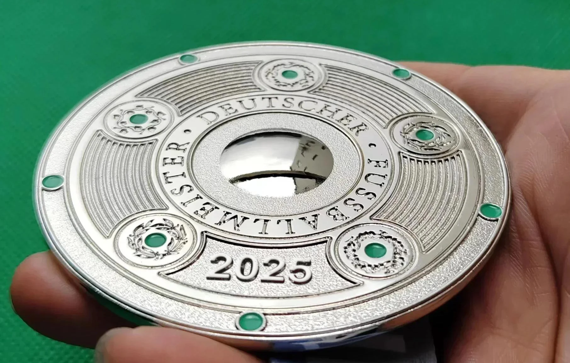 Última medalla del campeonato de la Bundesliga de 2025, réplica de mesa de la Liga de Bundesliga de Alemania, colecciones de aficionados al fútbol
