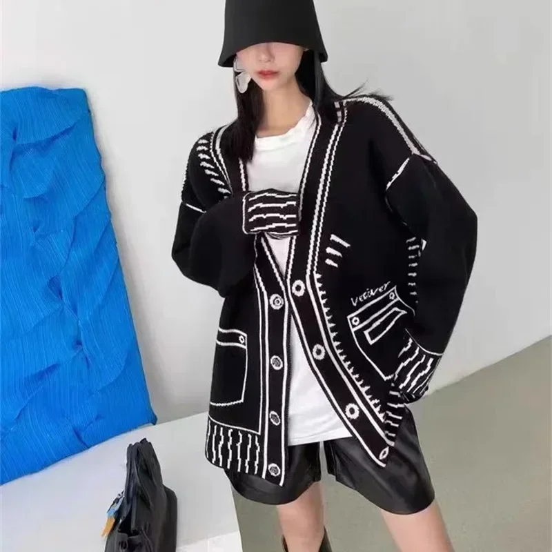 Print Graffiti Cardigan Women Long Sleeve Top Y2K Loose V-neck Sweater Autumn Winter Streetwear Knitted Female Cardigans Coat