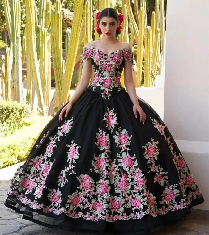 

Black Charro Quinceanera Dresses Ball Gown Off The Shoulder Tulle Appliques Mexican Sweet 16 Dresses 15 Anos