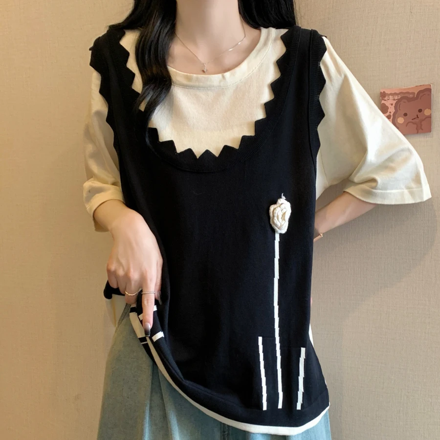 

Korean Fashion Tops Women Fake Two Piece Short Sleeve Contrast Color Flower Design T Shirts Plus Size Loose All Match Clothing