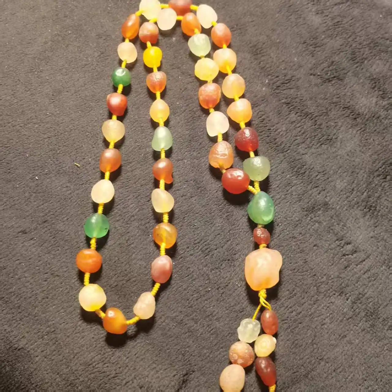 

Новое поступление 2025 года, женское ожерелье Gobi Stone GOBI с агатом, классический стиль, хорошее качество