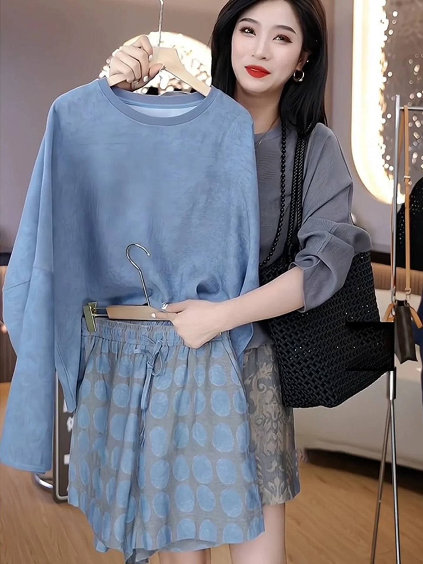 

Summer Faion Anti-Aging Long Sve Loose Women's T-irt round Ne Base irt Versatile Comfortable Korean Sle Top