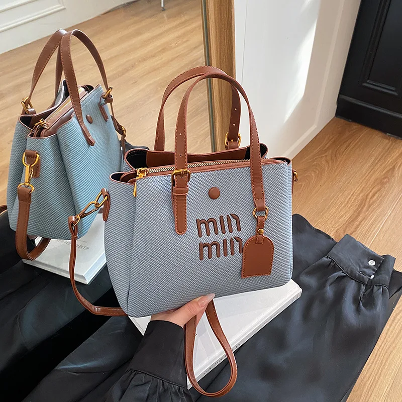 

2025 Luxe Shoulder Bag, Women's Chic Crossbody Purse, Casual Day to Night Tote, Versatile Sling Bag, Minimalist Leather Bag