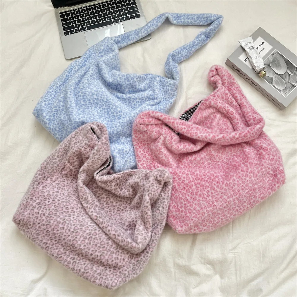 

Plush Crossbody Tote Bag for Women Large Capacity Casual Lightweight Leopard Print Shoulder Bag Сумка Через Плечо