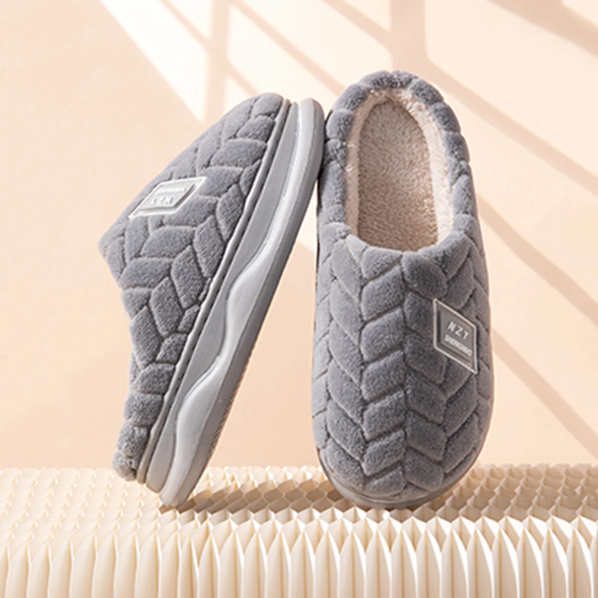 Winter Home Slippers for Women Warm Thick Sole Non Slip Indoor Slippers for Men Fluffy Bedroom Slippers for Unisex