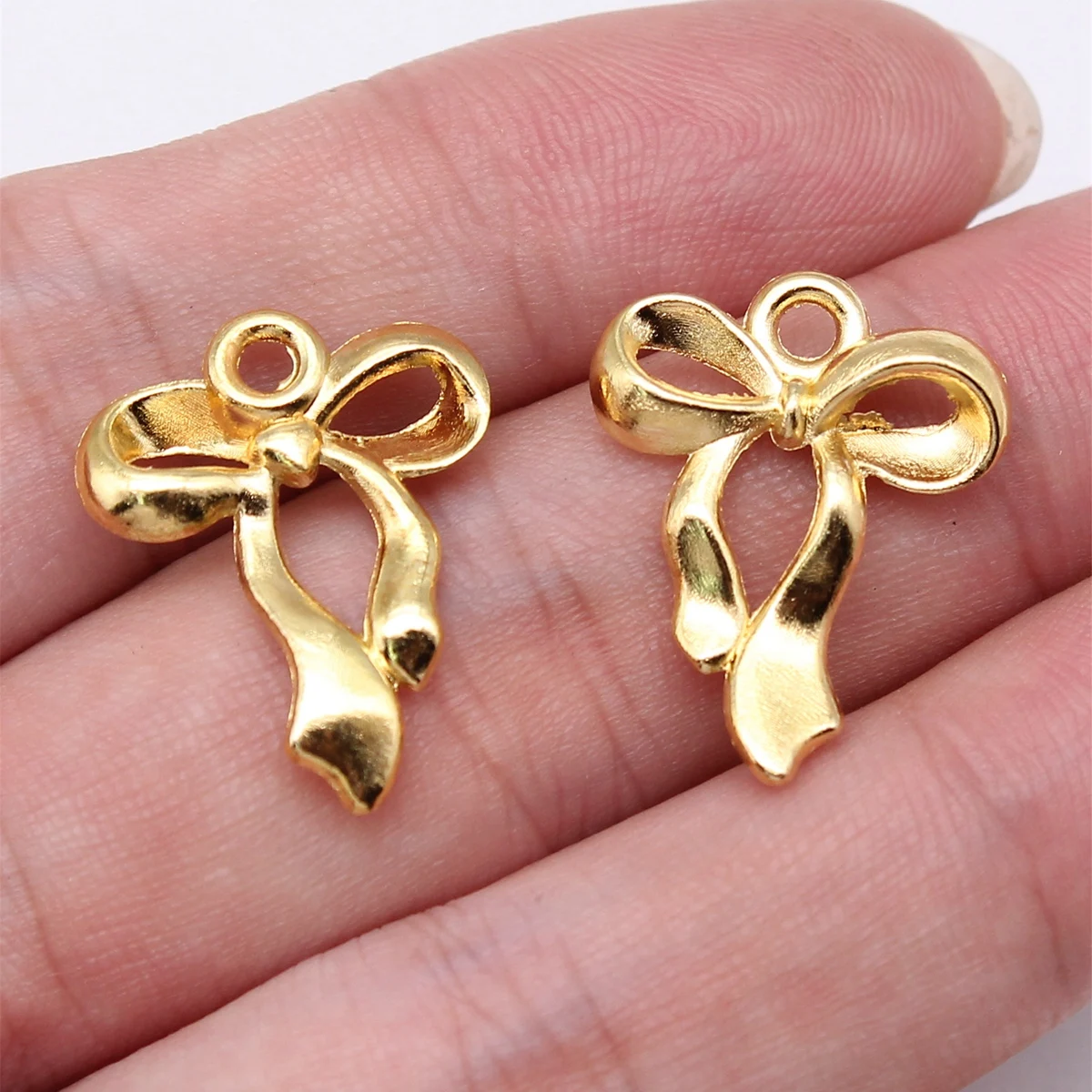 WYSIWYG 10 pcs/lot breloques d\'arc pour la fabrication de bijoux 17x22mm accessoires de couleur argent Antique