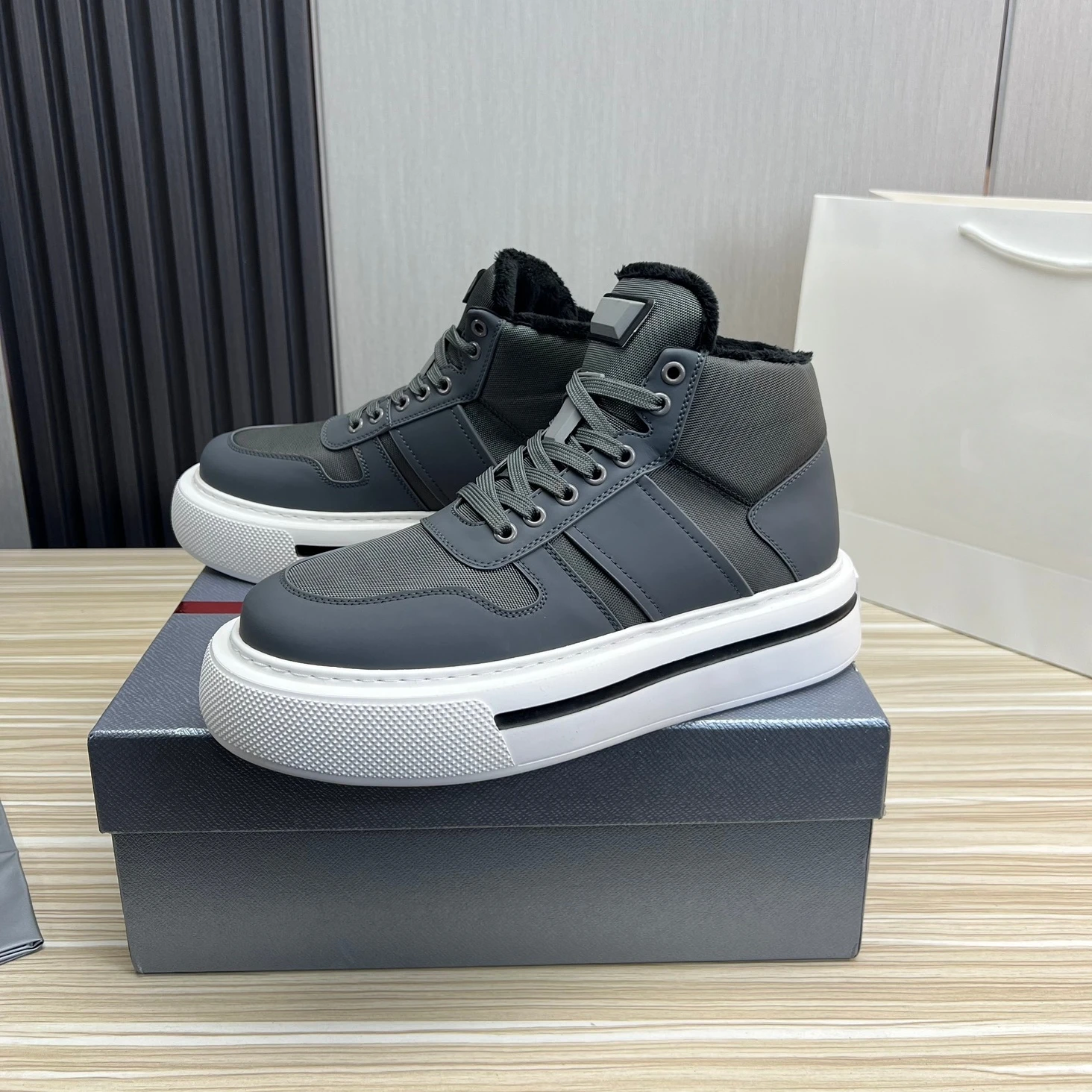 Holiday Gifts Luxury Brand Casual Sneakers Handmade Autumn Winter Men's Shoes Top Grain Leather Sport Shoes Hiking Ankle Boots