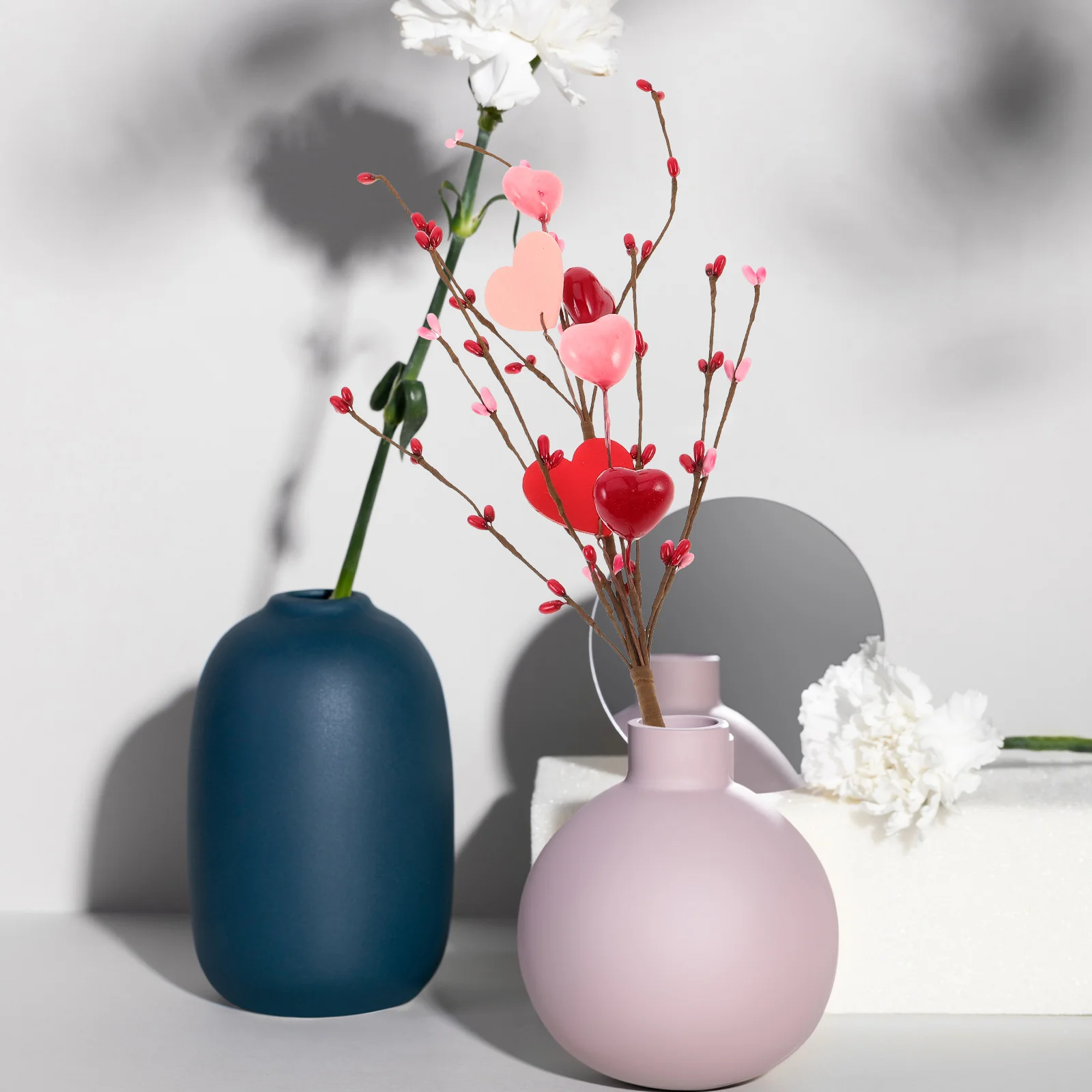 

3Pcs Valentines Day Heart Picks Artificial Flower Stems Romantic Bendable Heart Shaped Branches Vase Filler Decor Table