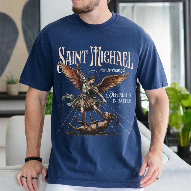 سانت مايكل رئيس الملائكة قميص ملون مريح تي شيرت ديني مسيحي للدفاع عننا قتال الملابس الكاثوليكية الرجال هدية القمم