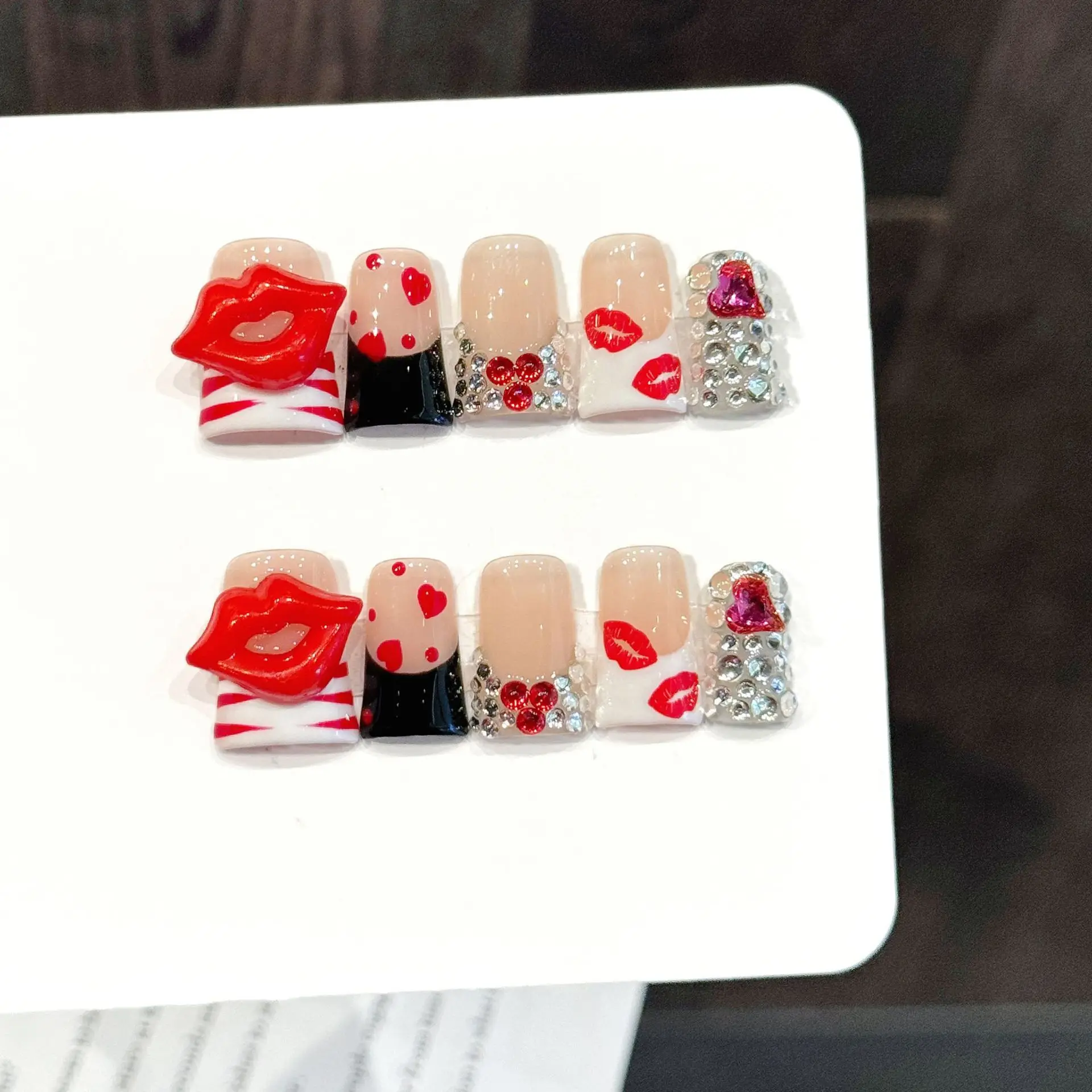 

10PCS Duck Handmade Press On Nails,Sweet Cool Sexy Style,Suitable For Festivals Parties And Daily Wear.
