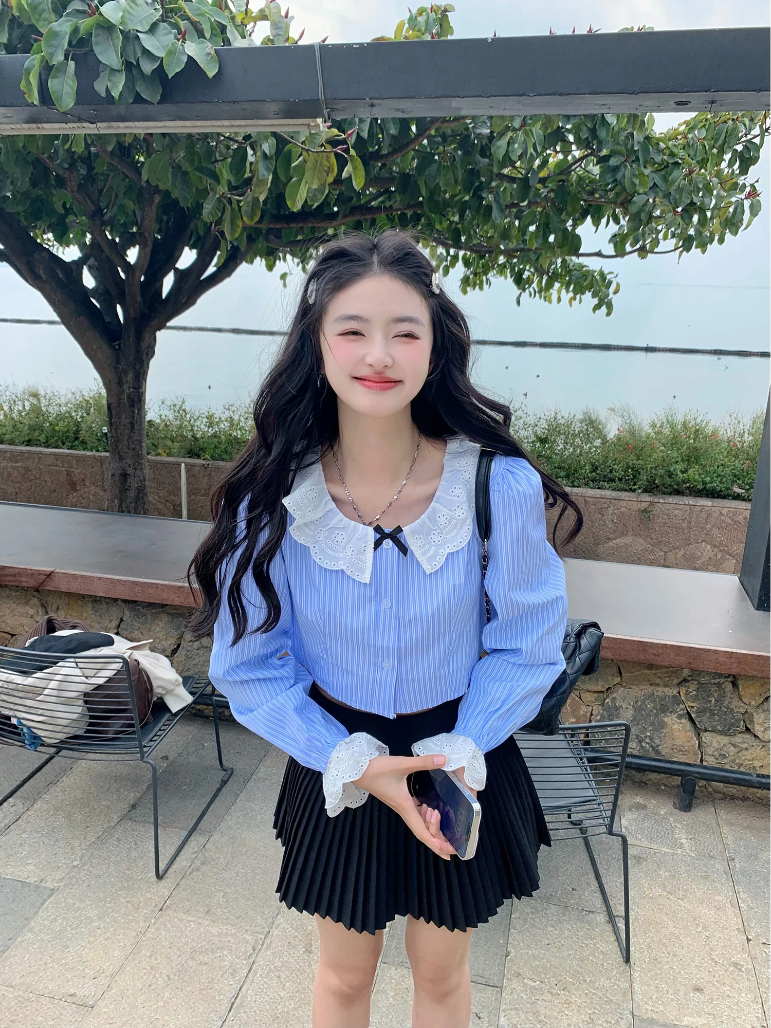 

Vanwenwen Spring Cute Sle ort Bubble Sve irt Women's Lace Collar Doll Collar Blouse Salt And Soda Lace Splice