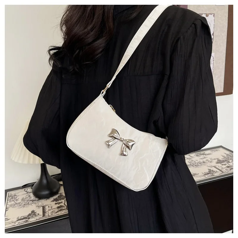 

2025 New Women's Underarm Bag Shoulder Bag Trendy Bow Chain Bag