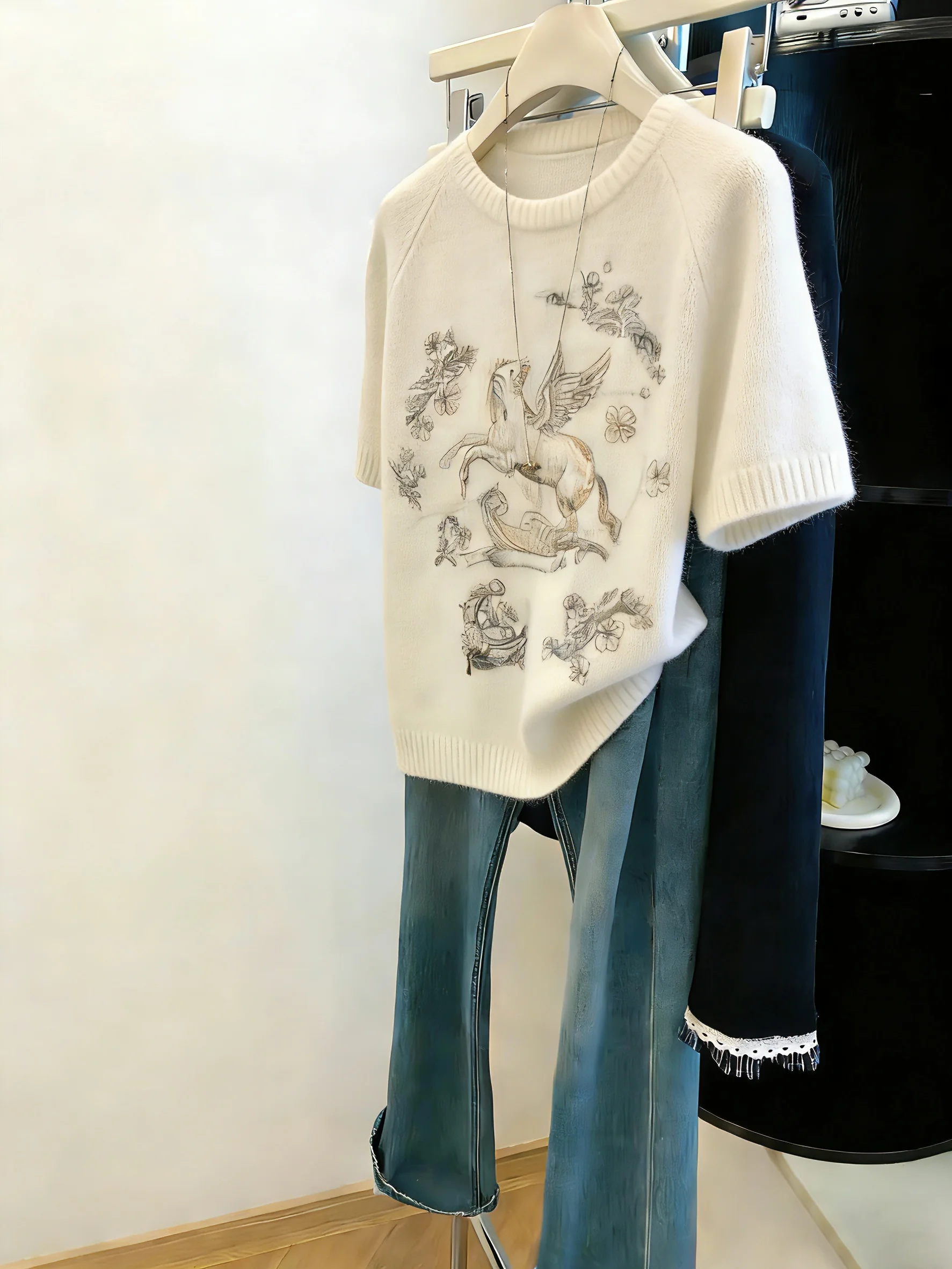 

Уникальная вязаная футболка с вышивкой, круглым вырезом и коротким рукавом, повседневная, универсальная, летняя, модная, свободного кроя, для мужчин и женщин