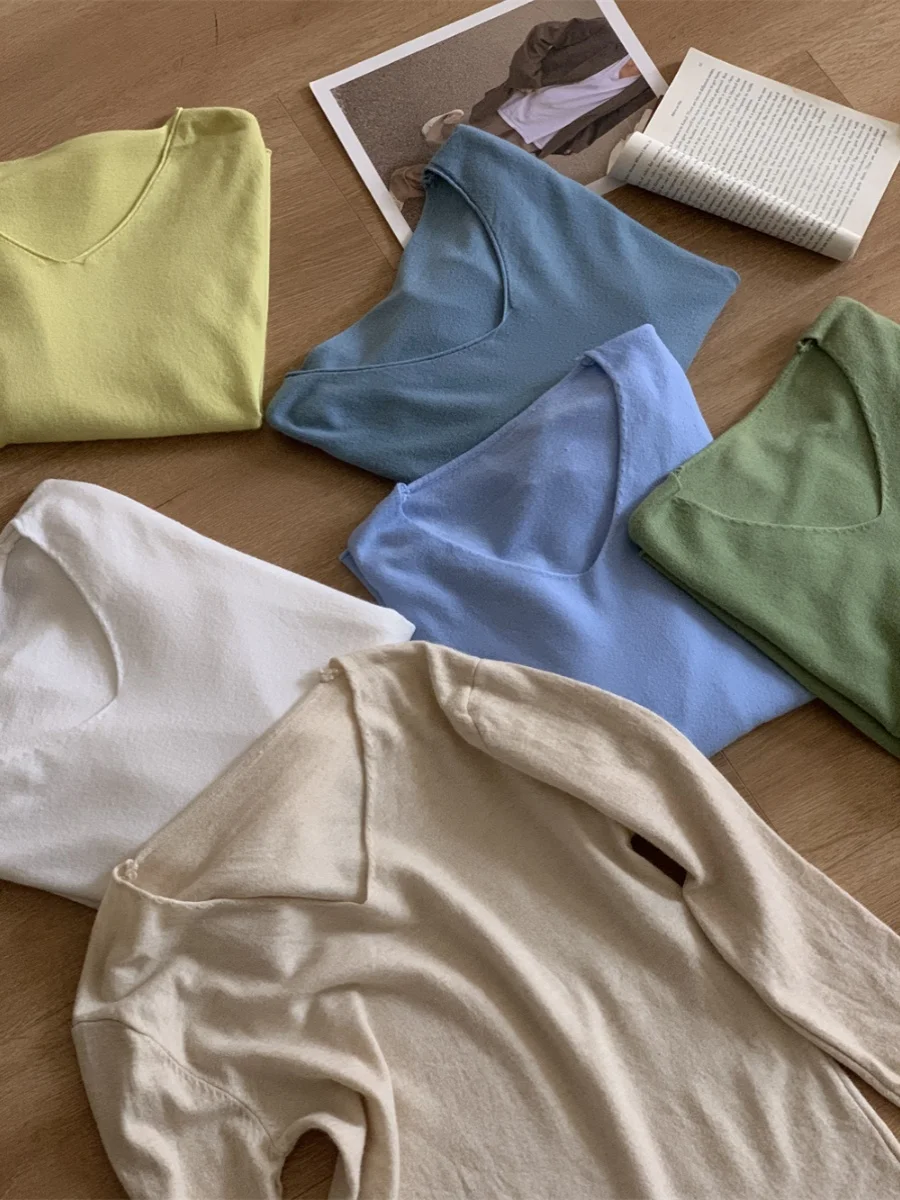 편안한 울 혼방 브이넥 티셔츠 캐주얼 출퇴근 기본 레이어링 탑 부드러운 울리 텍스처 멀티컬러 루즈핏 긴팔