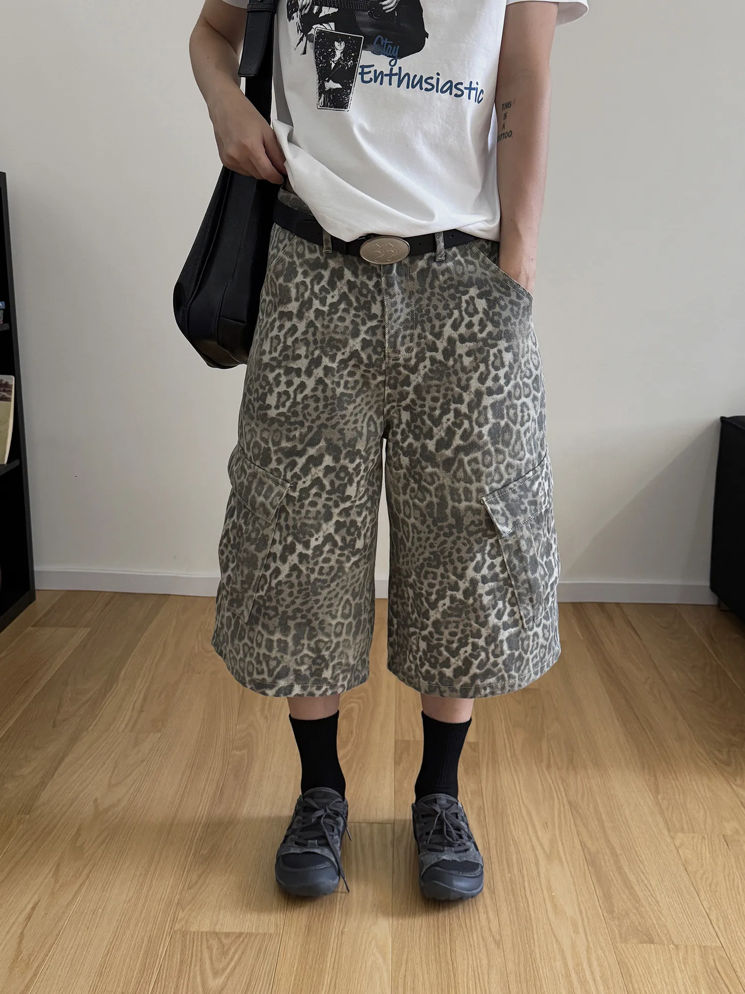 Cleanfit Retro Leopard Print Loose Straight Leggings High Street Style Seven-Foot Pants with Pocket Men's Denim Shorts