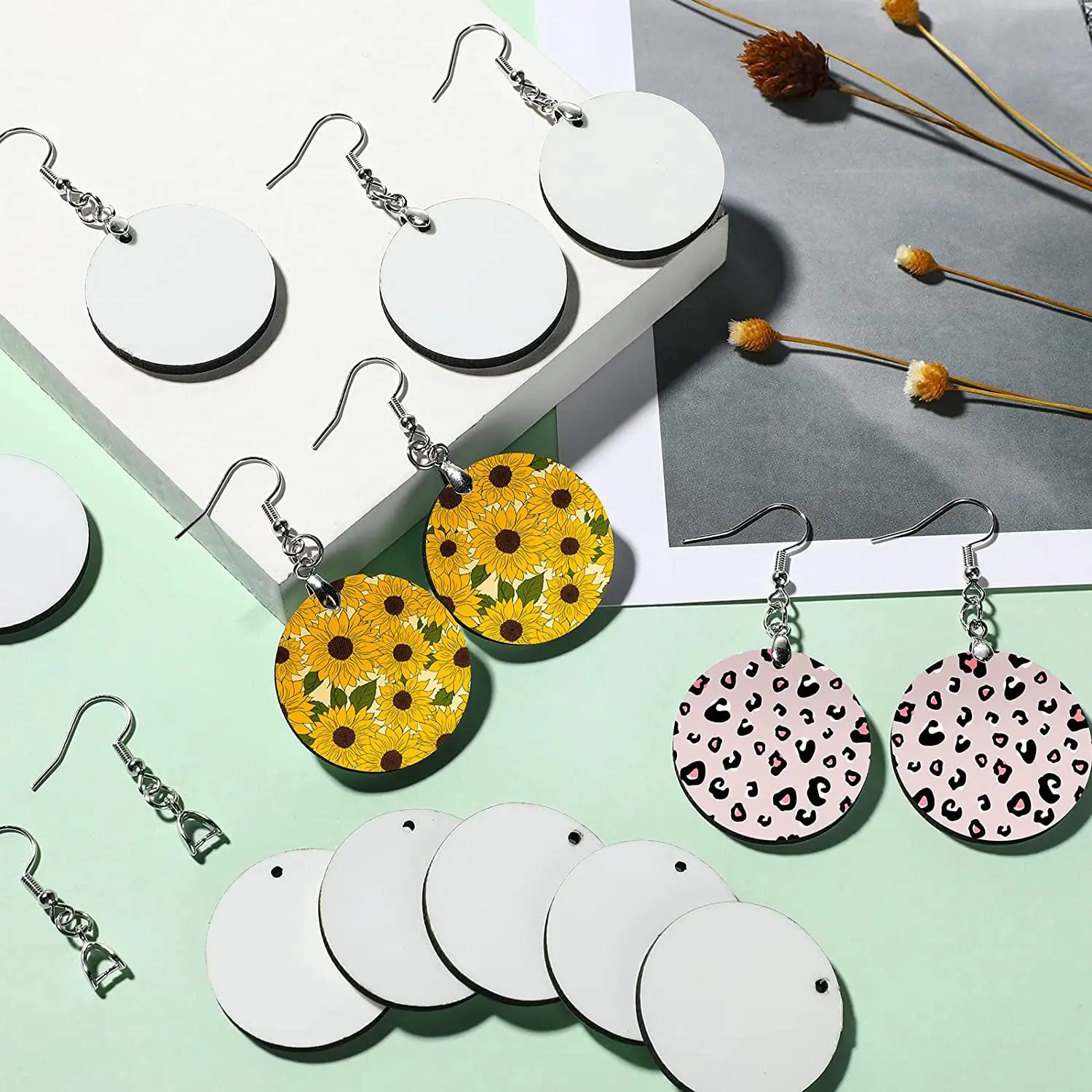 

A83F-36 Pcs Round Sublimation Blank Earrings Bulk Heat Transfer Earrings Unfinished Wood Transfer White Earring With Hooks