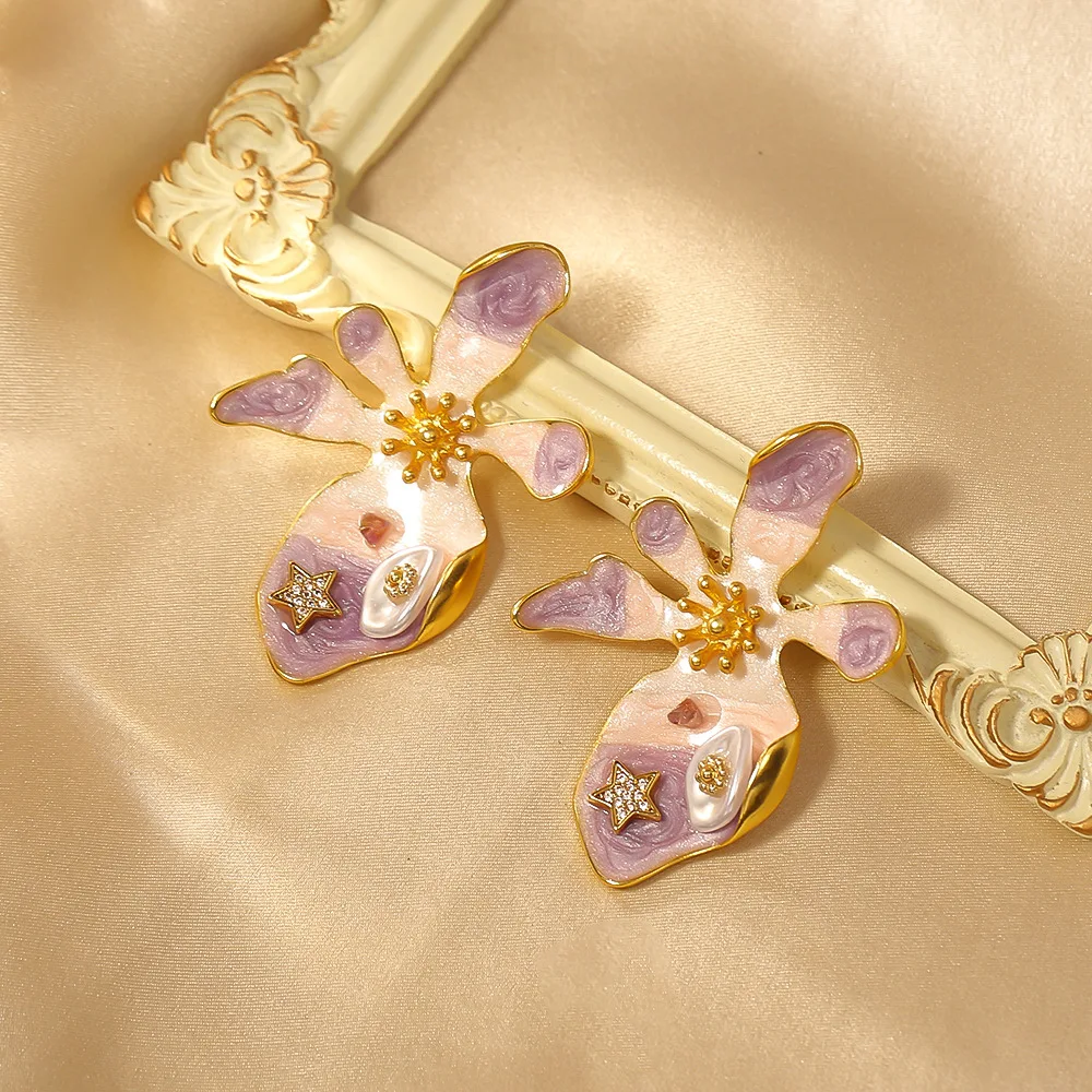 

Retro Monet garden oil painting earrings, high-end oil dripping gradient color flower earrings, atmospheric exaggerated earrings