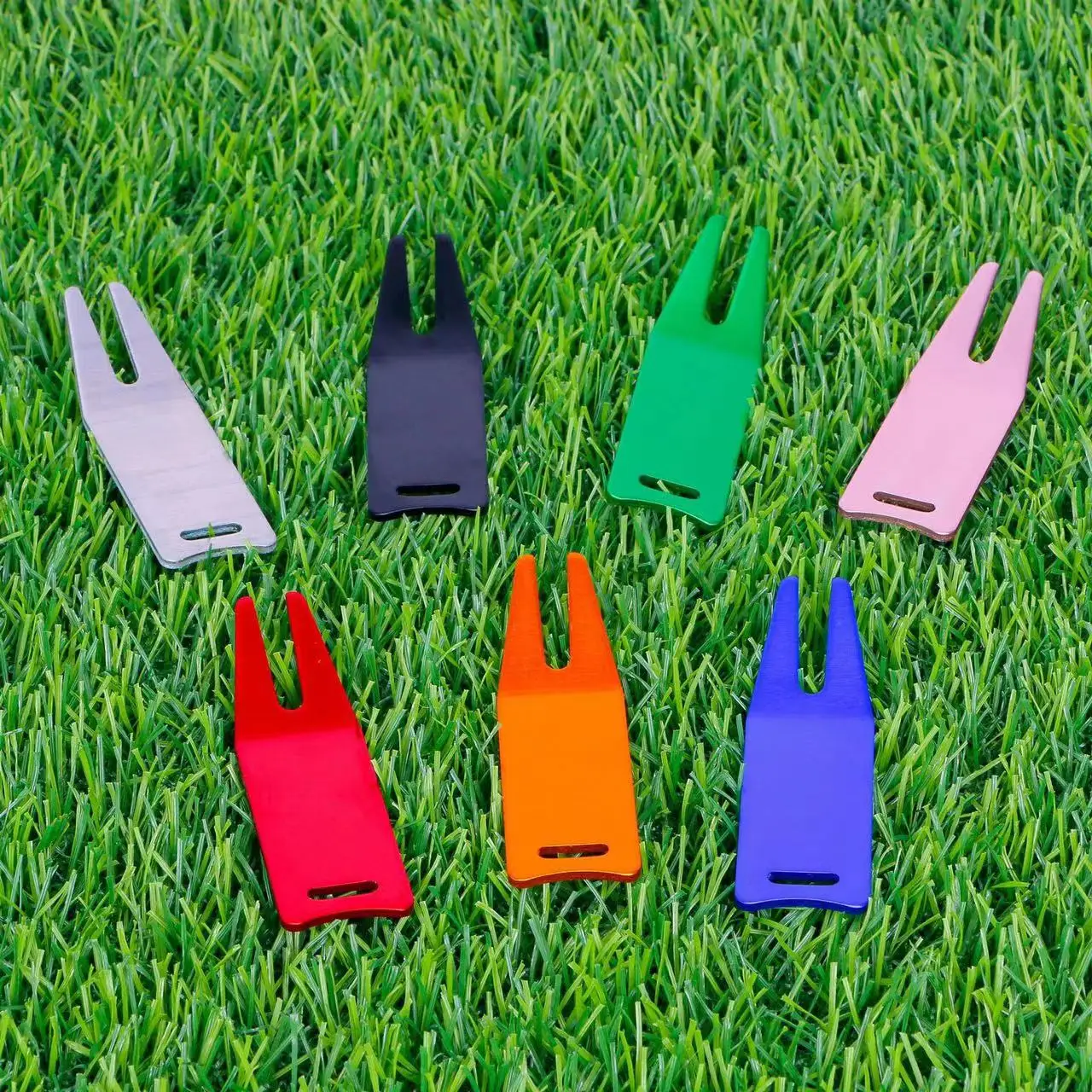 Golf Divot Tool  Multi-Purpose Golfs Tool Gifts For Golfs Lovers Pitch Lawn Maintenance/Groove Clean/Mark Ball Training Aids