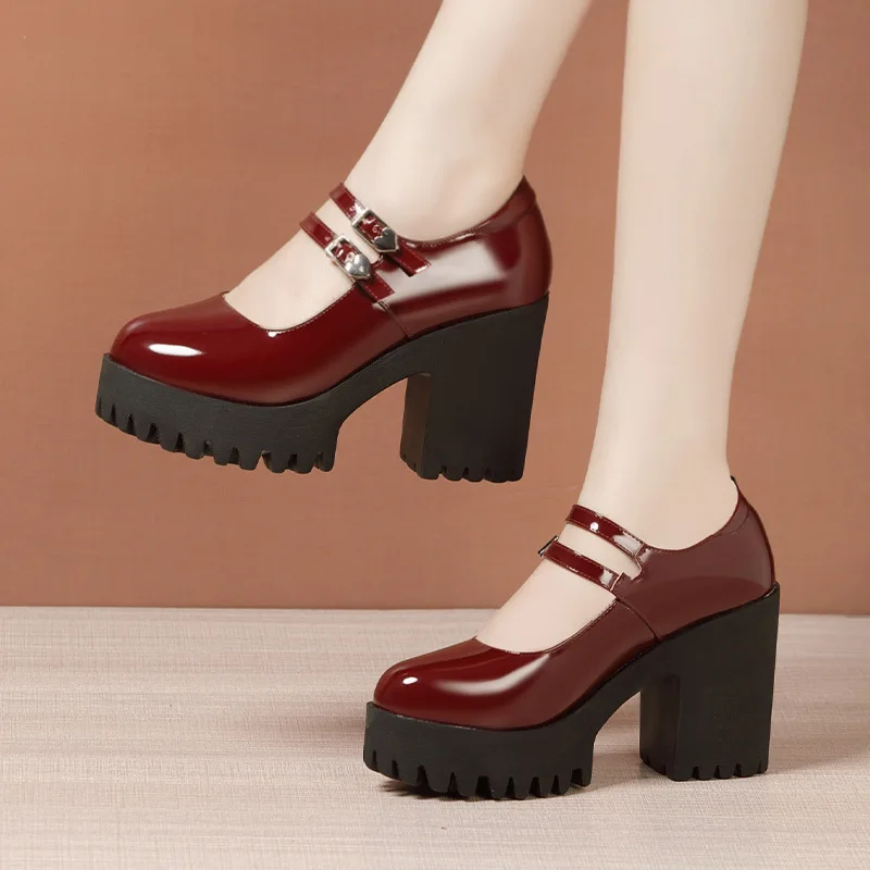 2025 خمر براءات الاختراع والجلود ماري جين المرأة أحذية منصة كتلة عالية الكعب الراحة مكتب نموذج أمي حذا فردي للسيدات
