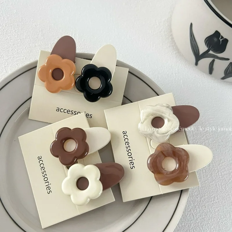 2 pack of Korean-style coffee-colored macaron-colored flower broken hair clips bangs clip duckbill clip hairpin hair accessories