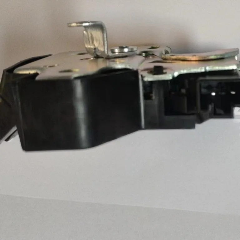 Car Parts Trunk Lock 64600-06060 64600-02040