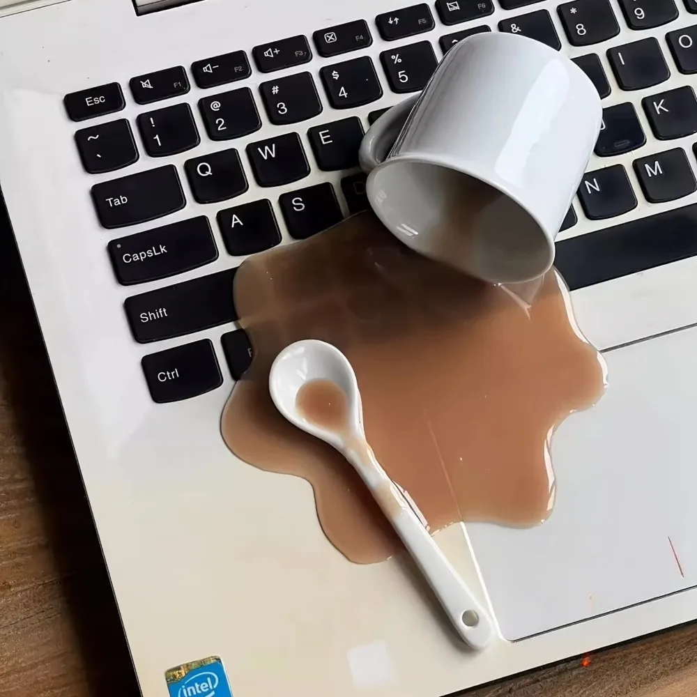 

Spilled Coffee Phone Stand Novelty Funny Prank Desk Decor Creative Anti-Slip Phone Holder Office Home Desktop Unique Prank Toy