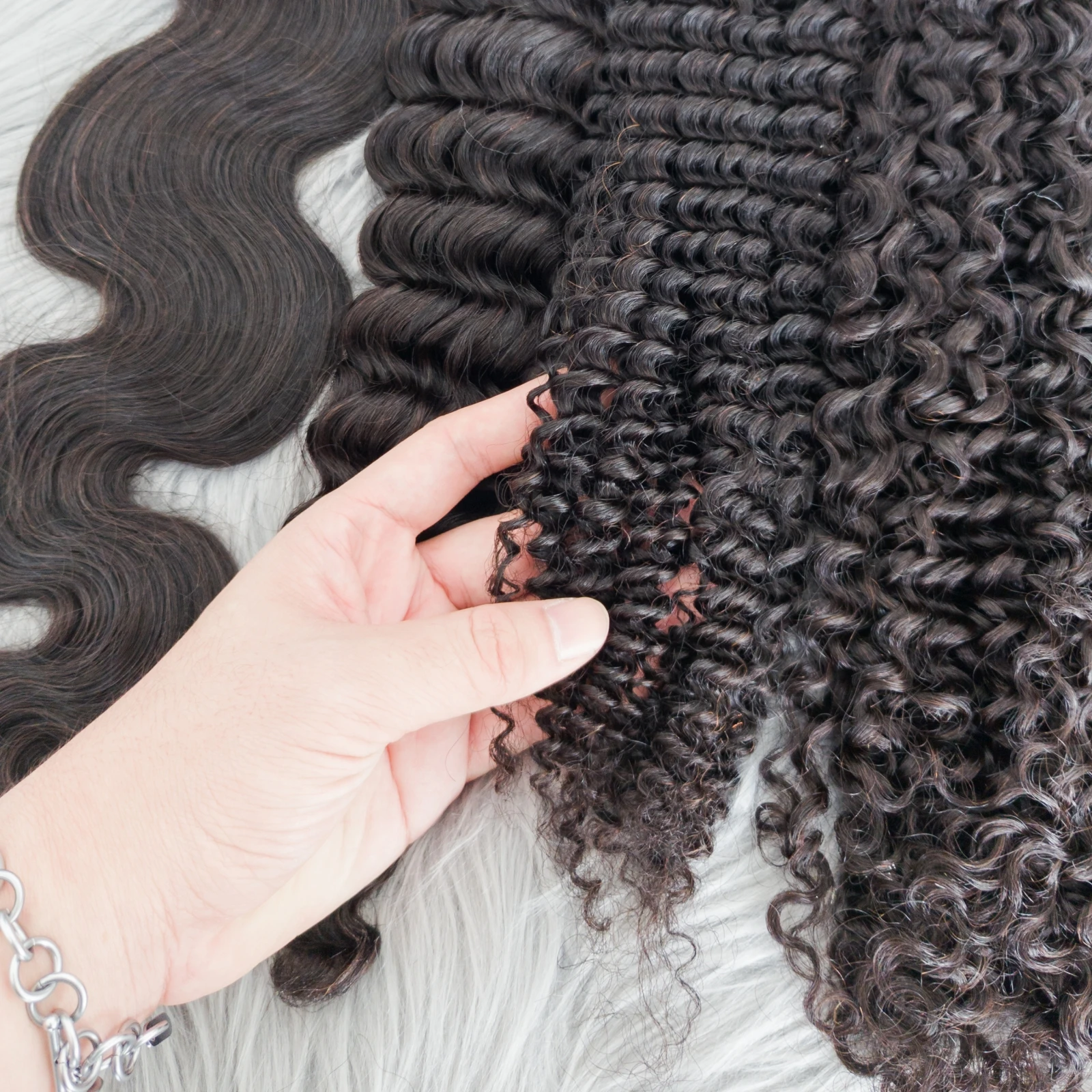 Vorgetrennte tiefe Wellen-Häkel-Menschenhaarbündel, unverarbeitete reine 100 % Echthaarverlängerung, 100 g/Lot für böhmische Stile