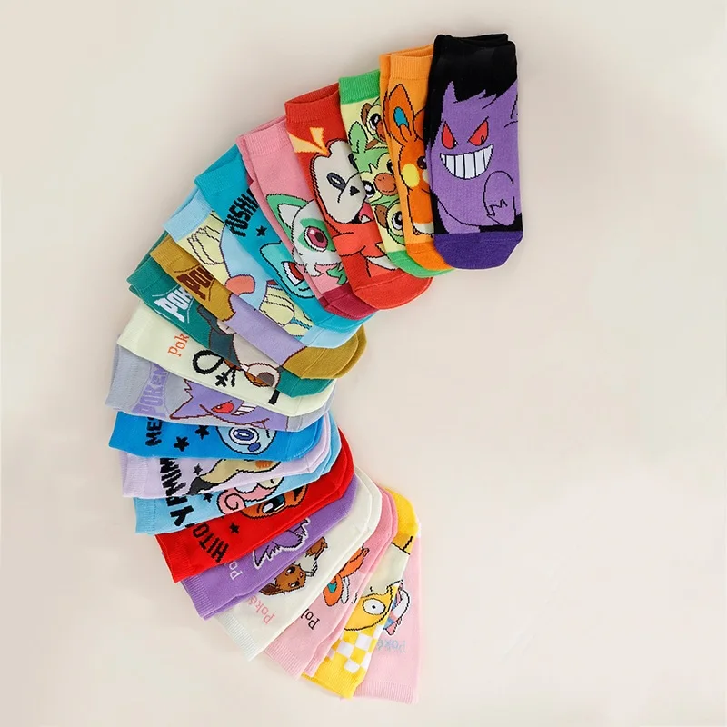 6/12 Paar neuartige und interessante Pokémon-Familien-Cartoon-Anime-Muster für Männer und Frauen, lässige Outdoor-Paar-Socken – Detail 5