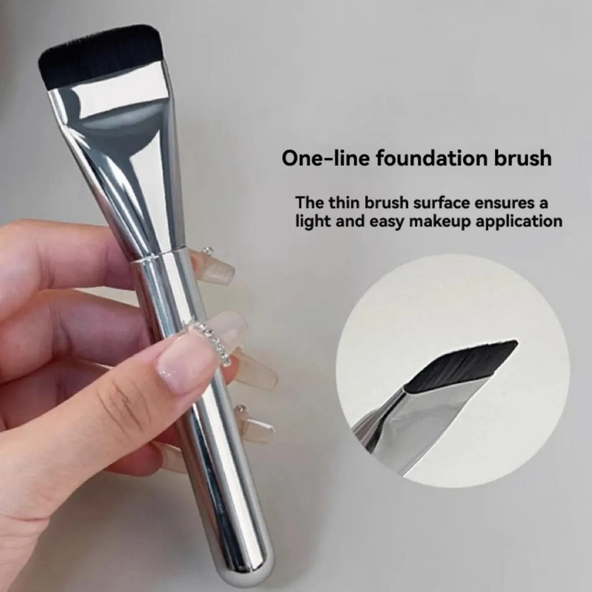 Juego de brochas de maquillaje de 2 piezas: brocha para base y cepillo para máscara de doble punta para un cuidado impecable de la piel y una aplicación de maquillaje